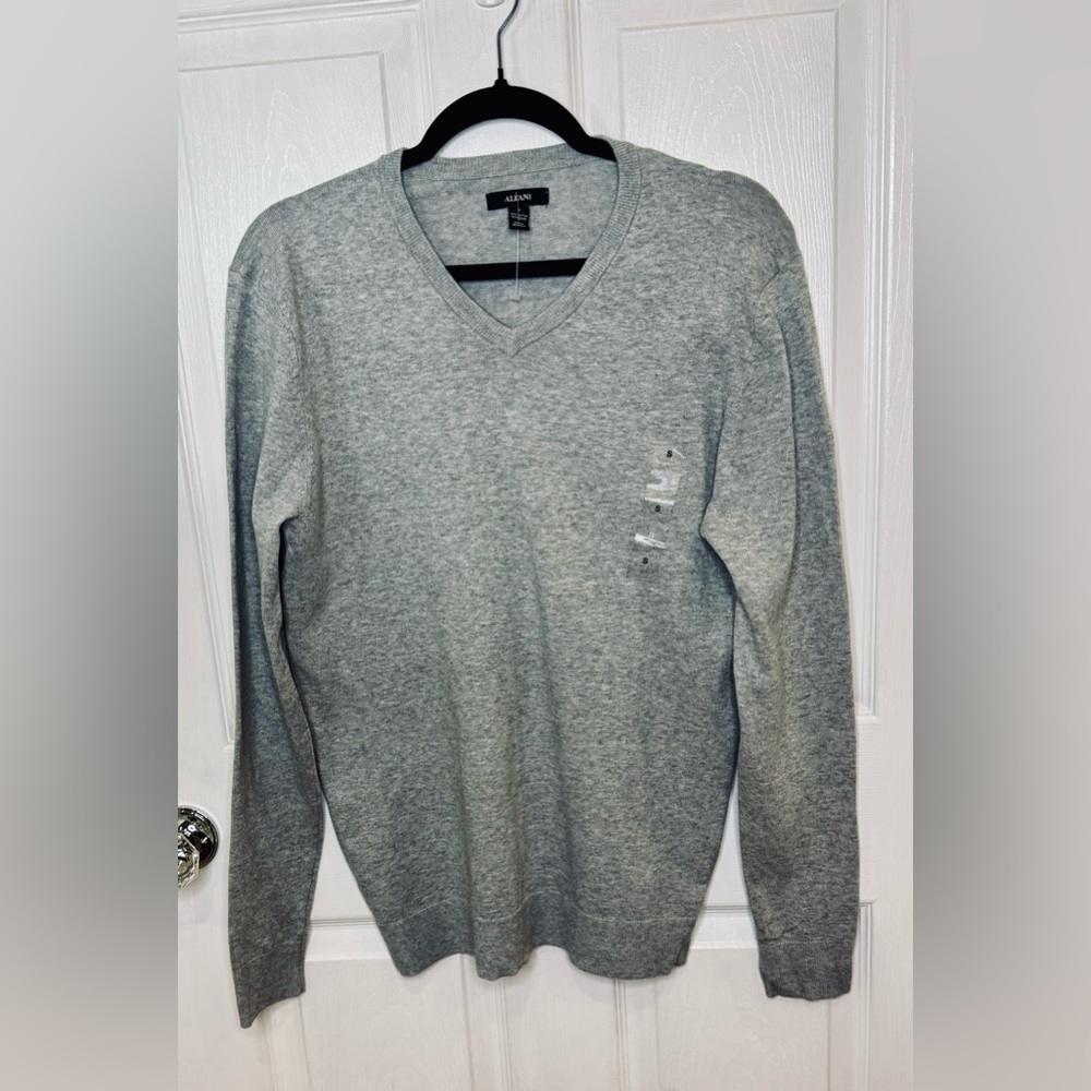 Alfani V-Neck Men’s Small Gray